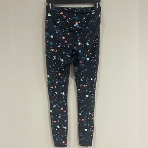 Size small fabletics 7/8 leggings